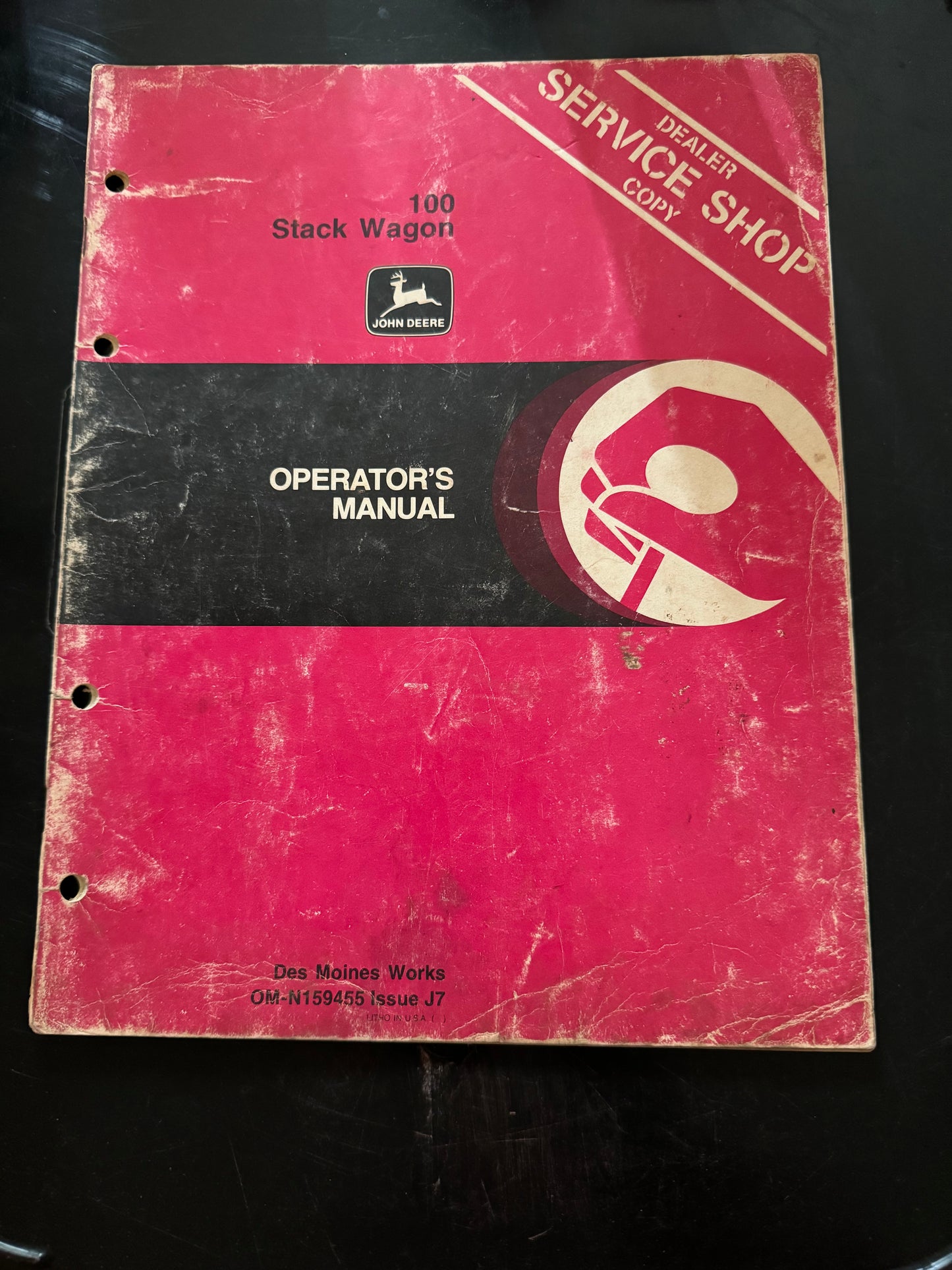 John Deere _ 100 Stack Wagon _ Dealer Copy Operator’s Manual OM-N159455 Issue J7