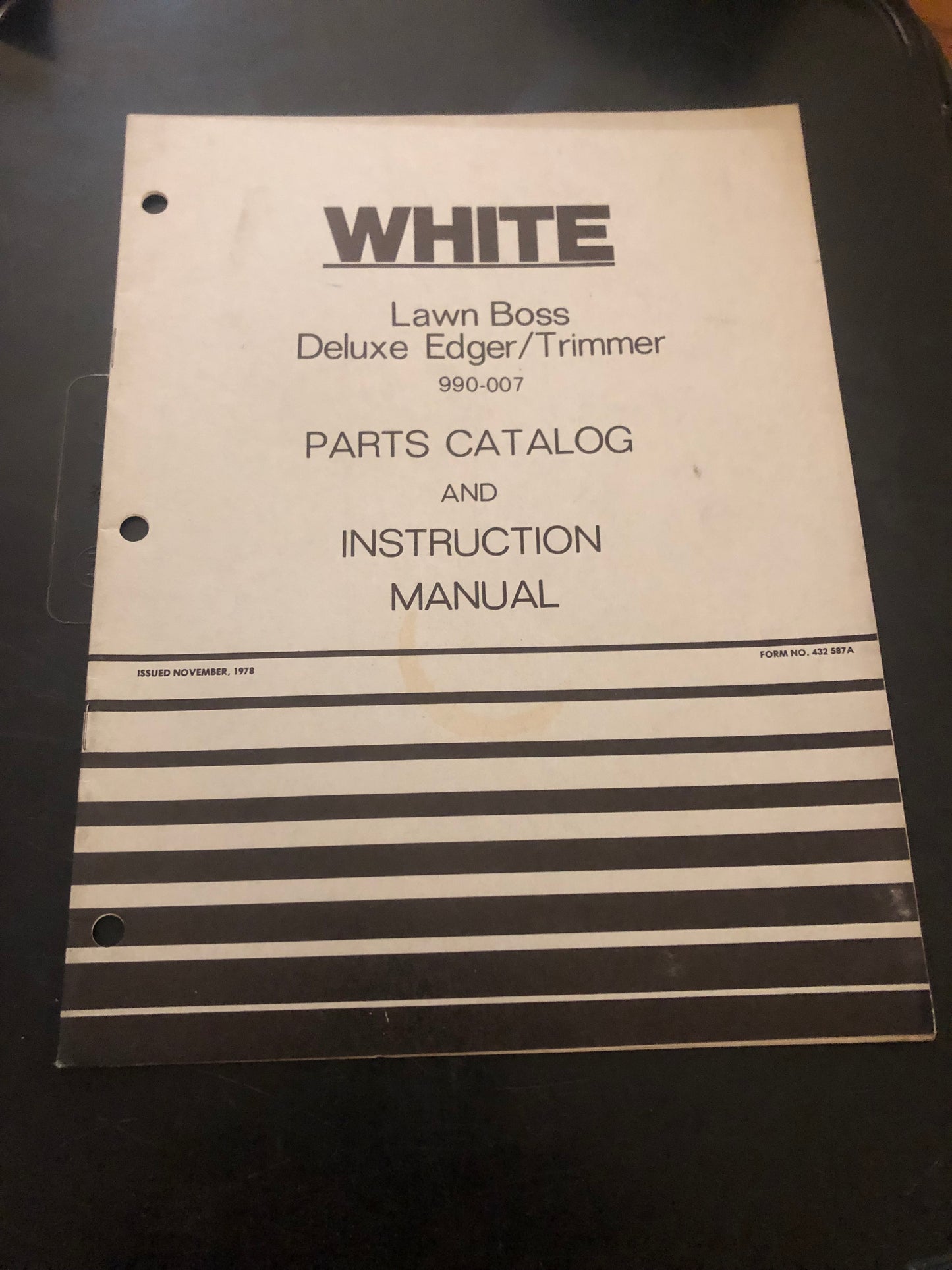 White _ Lawn Boss Deluxe Edger/Trimmer _ Parts Catalog & Instruction Manual