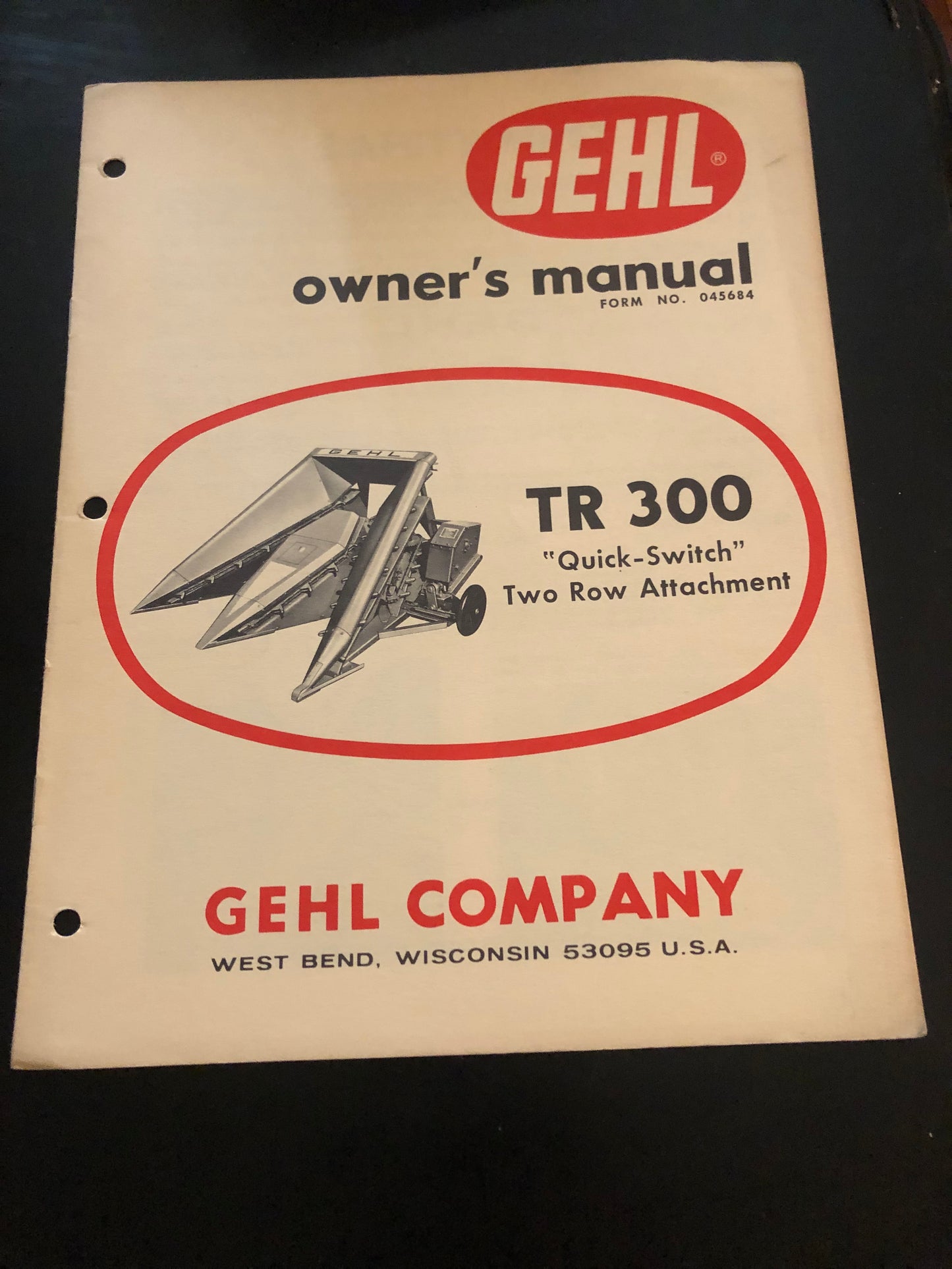 Gehl _ TR 300 “Quick Switch” Two Row Attachment _ Owner’s Manual