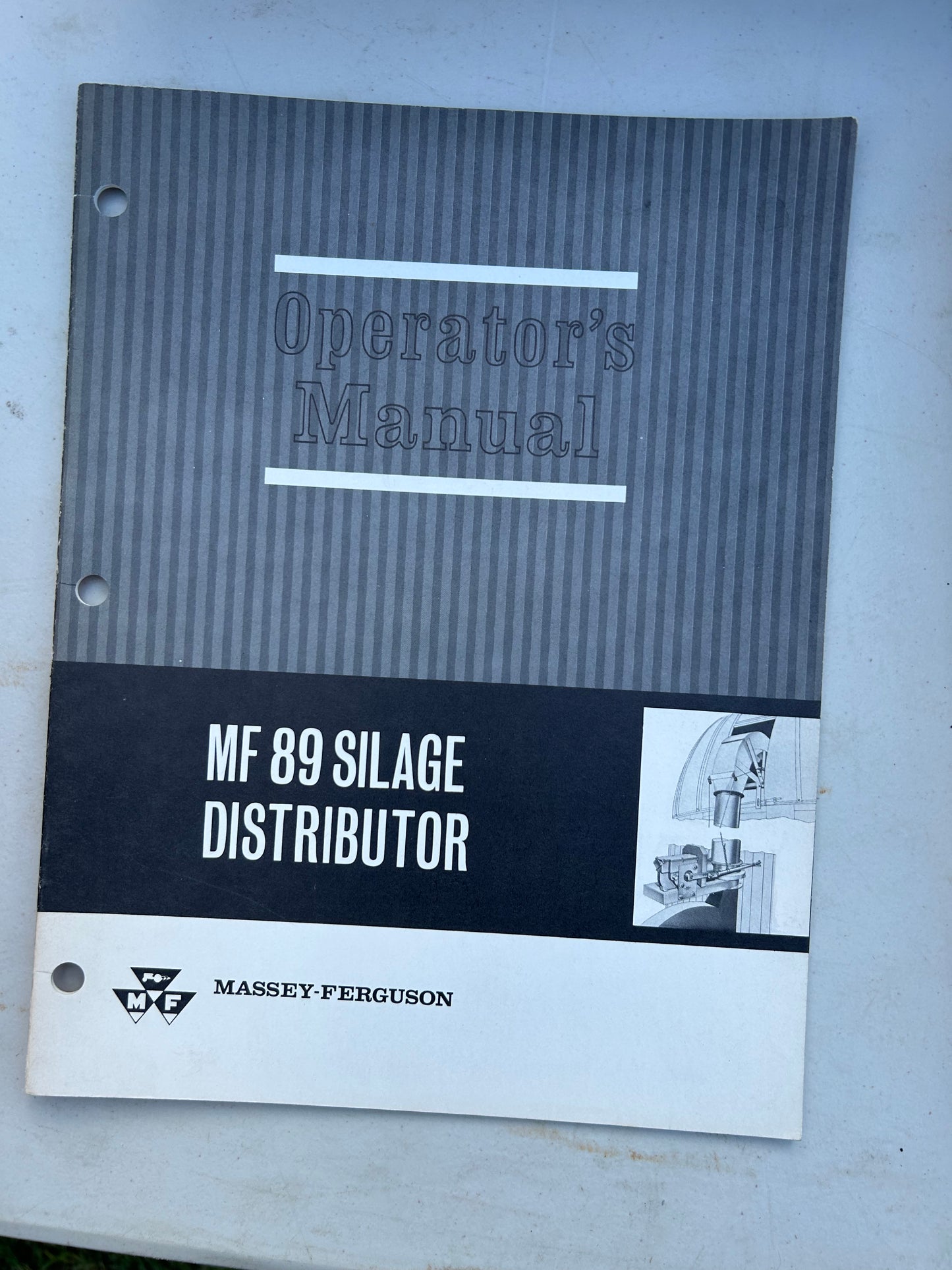 Massey Ferguson MF 89 Silage Distributor _ Operator’s Manual