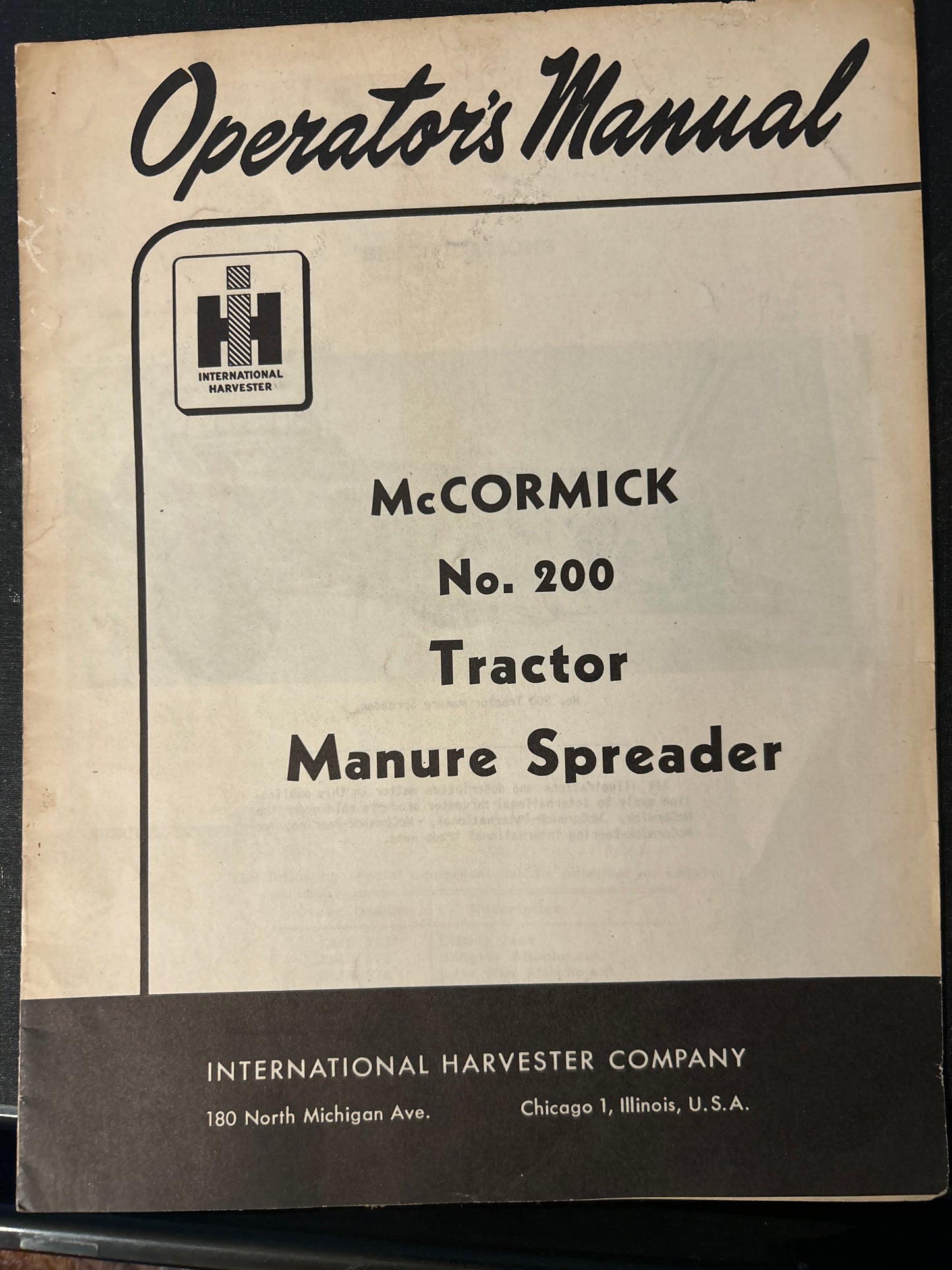 IH _ McCormick no 200 Tractor Manure Spreader _ Operator’s Manual