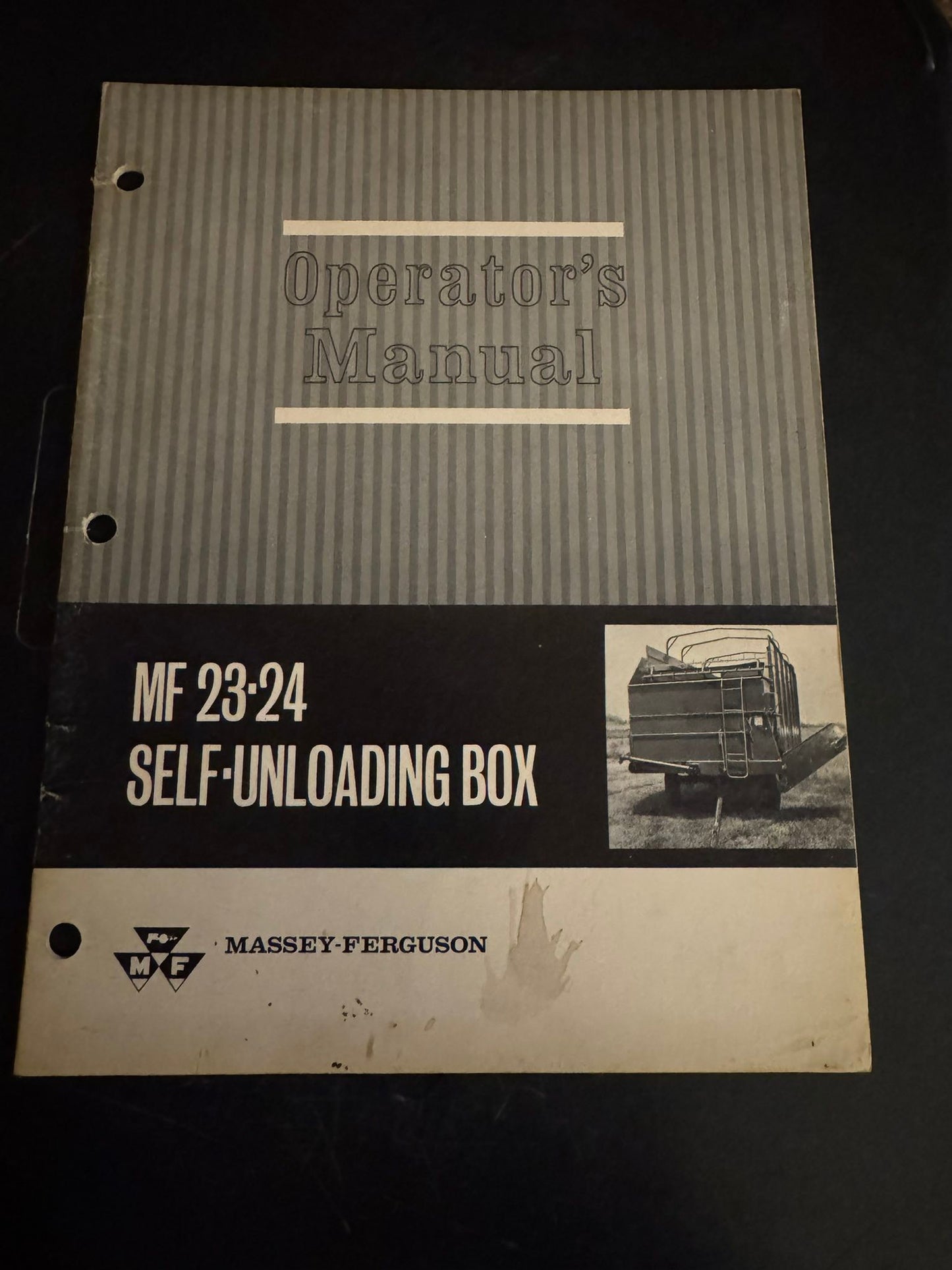 Massey Ferguson _ MF 23-24 Self-Unloading Box _ Operator’s Manual