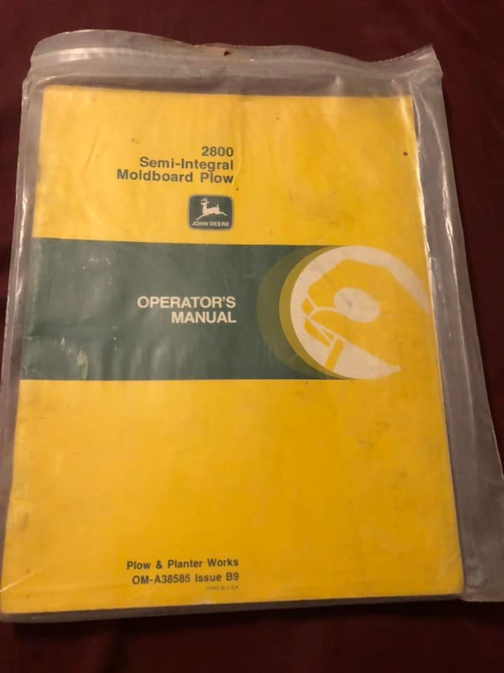 John Deere _ 2800 Semi-Integral Moldboard Plow _ Operator's Manual