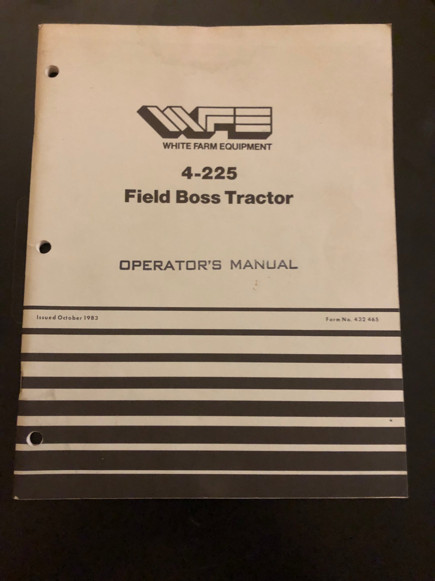 White _ 4-225 field boss tractor _ Operator’s Manual