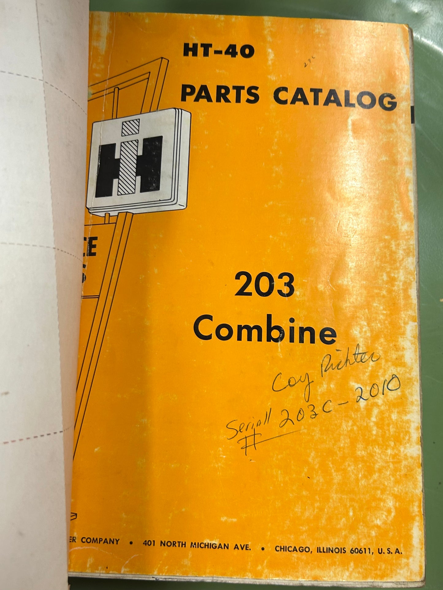 IH _ 203 Combine _ Parts Catalog HT-40