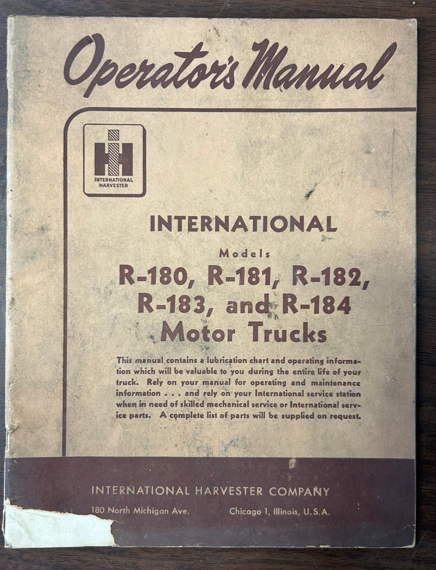 IH _ R-180, R-181, R-182, R-183 & R-184 Motor Trucks _ Operator’s Manual