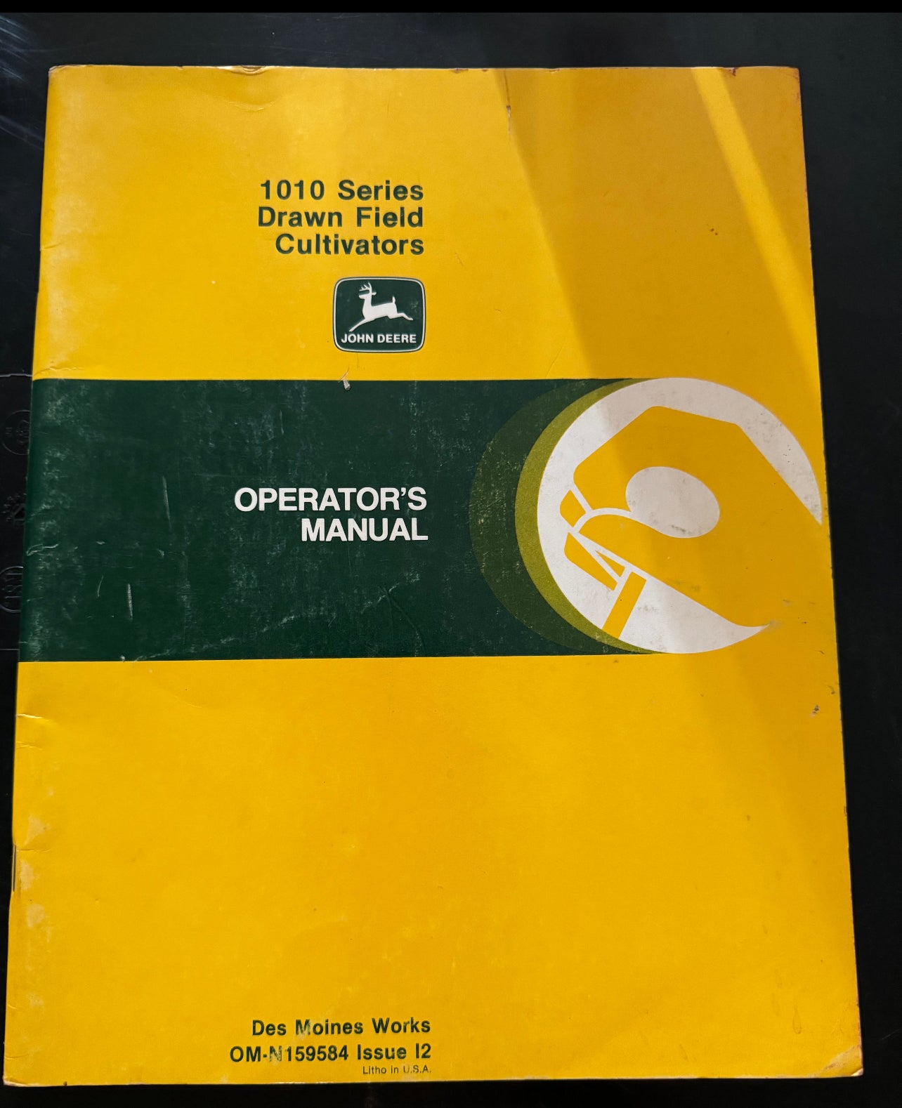 John Deere _ 1010 Series Drawn Field Cultivators _ Operator’s Manuals