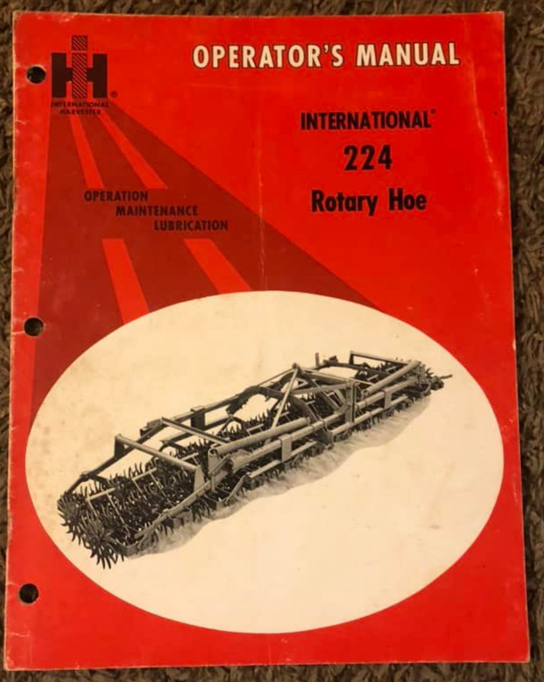 IH _ International 224 Rotary Hoe _ Operator’s Manual