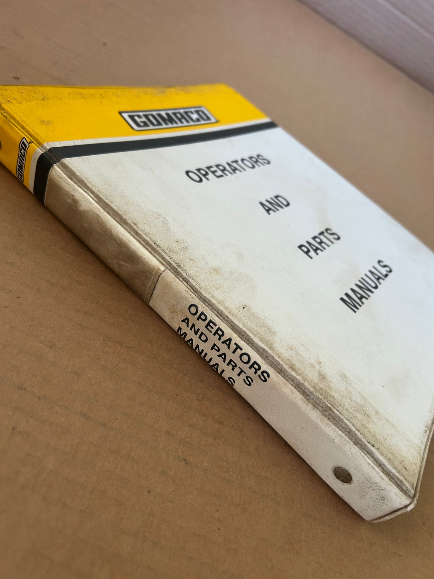 Gomaco _ C-450 Cylinder Finisher, TC-400/600 Texture/Cure & PS-60 Concrete Placer _ Operators & Parts Manual