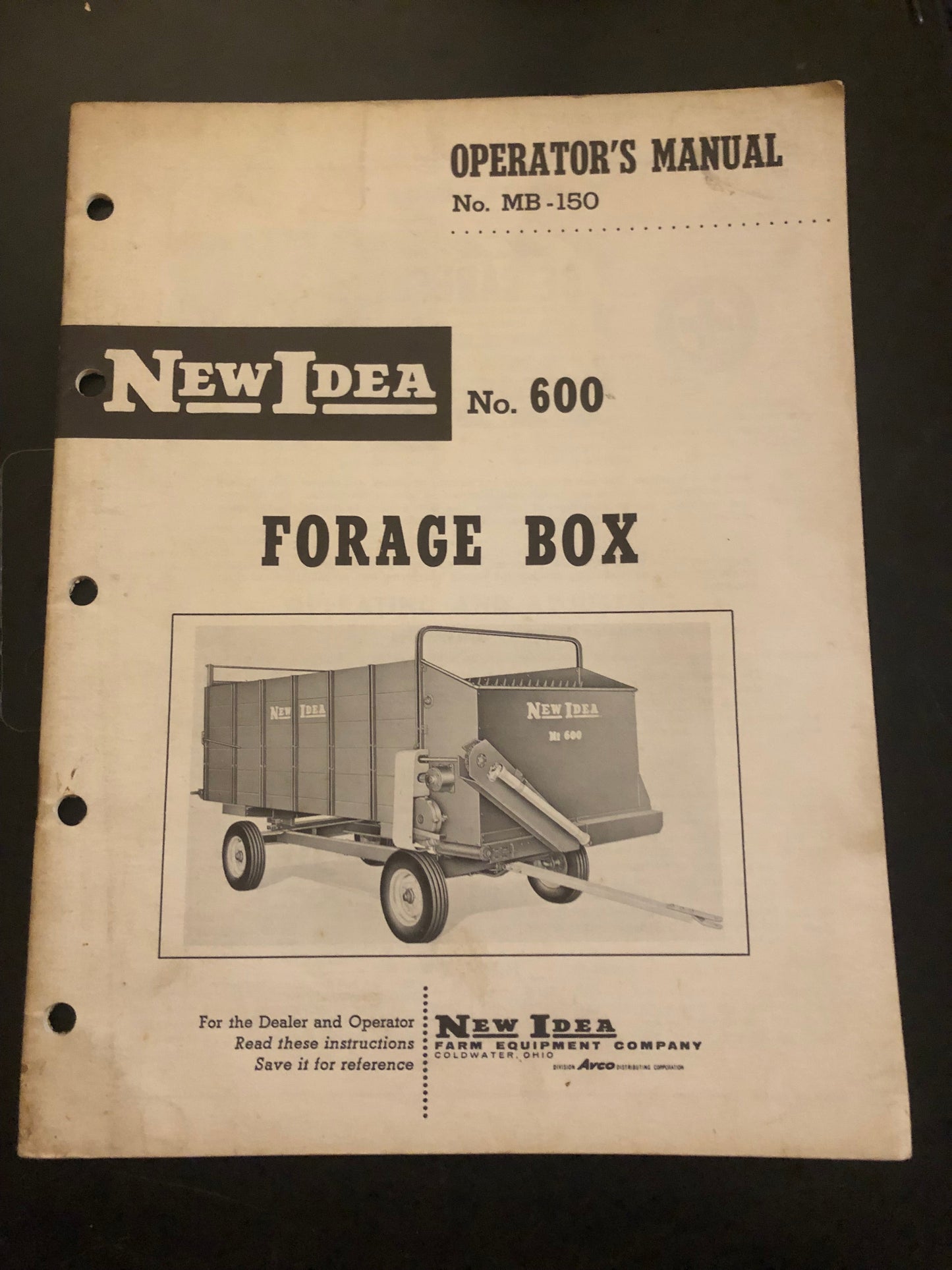 New Idea _ No 600 Forage Box _ Operator’s Manual