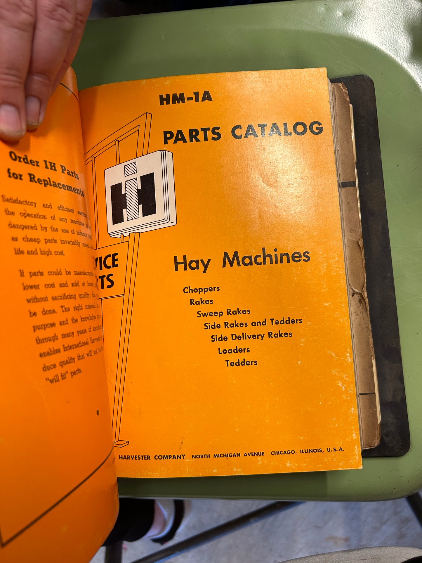 IH _ Hay Machines _ Parts Catalog HM-1A