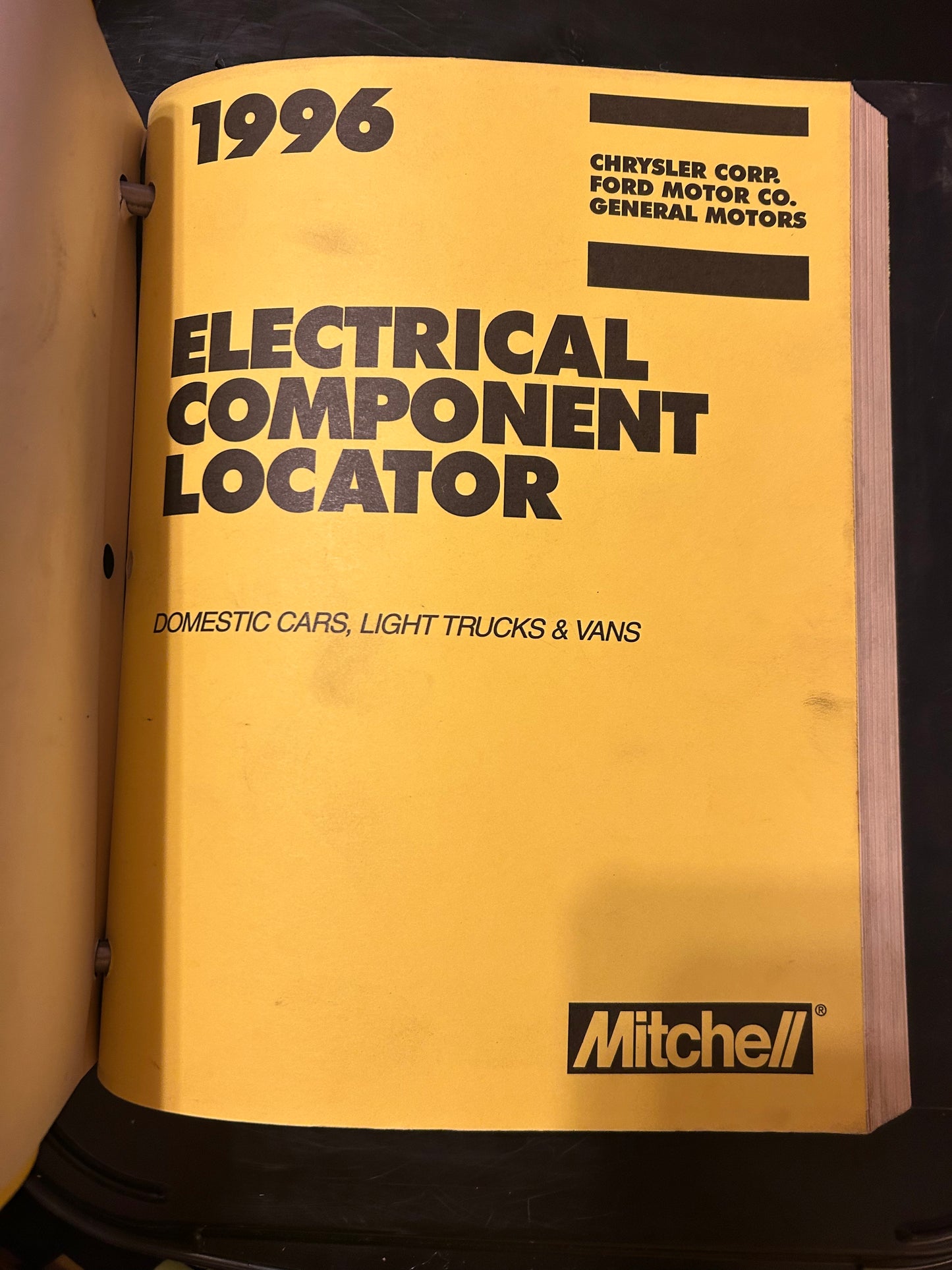 Mitchell Repair _ 1995-96 Electrical Component Locator - Domestic Cars, Light Trucks & Vans