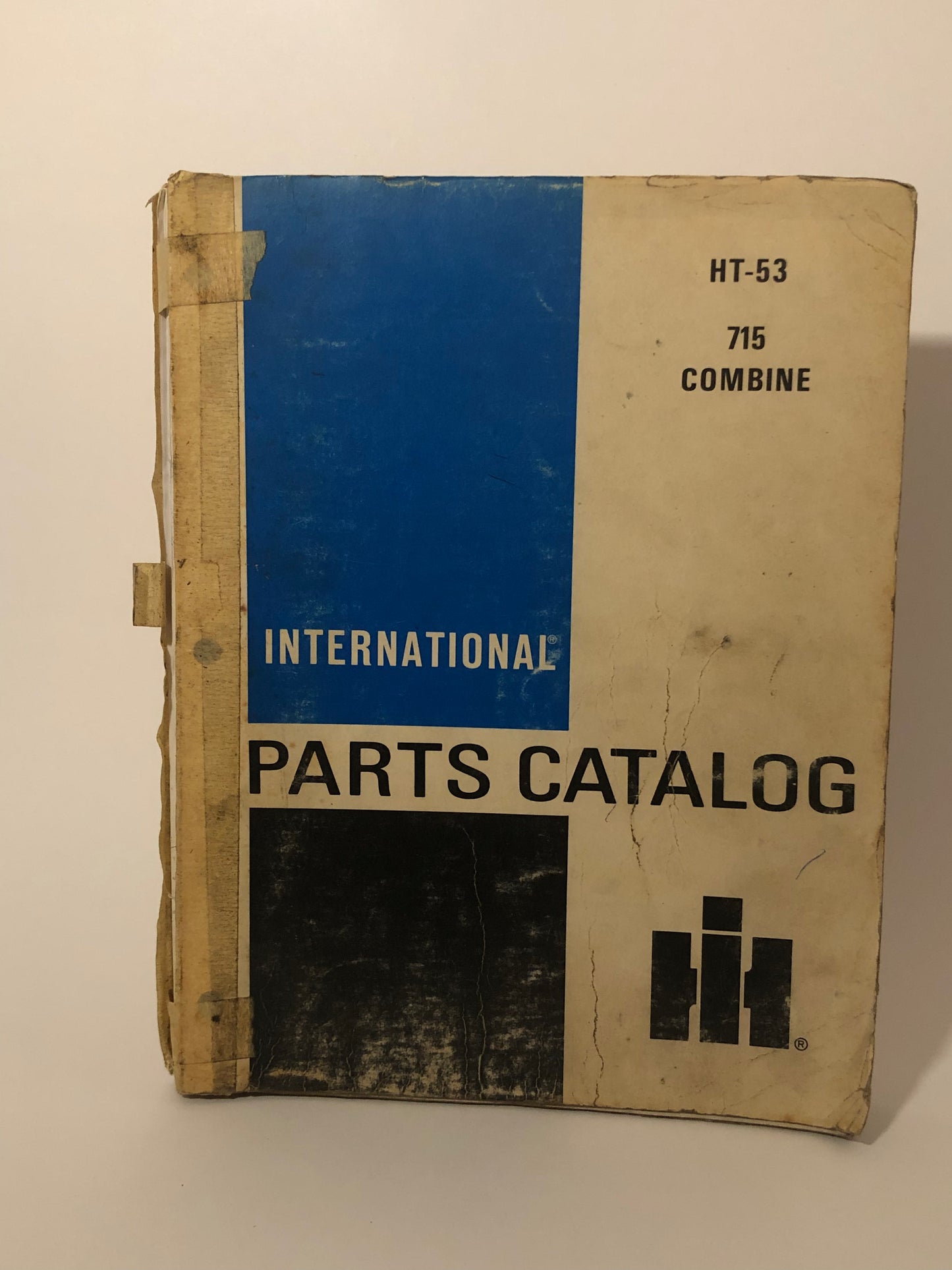 IH Parts Catalog - HT-53 715 Combine